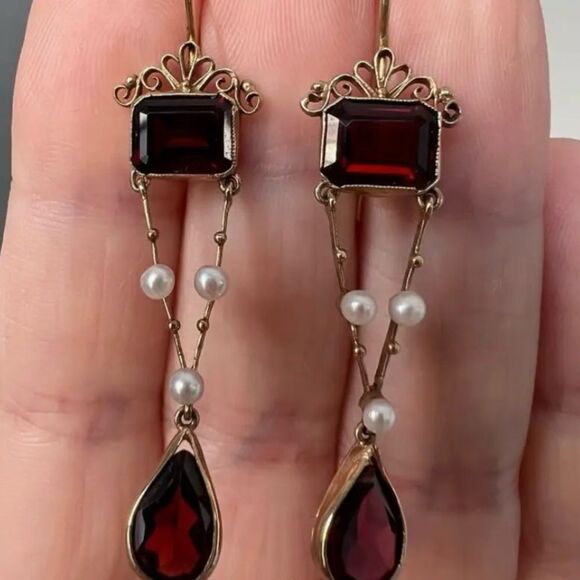 💛 NEW Antique Style Elegant Gold and Amber & Pearl Dangle Earrings 💛 - Picture 3 of 5